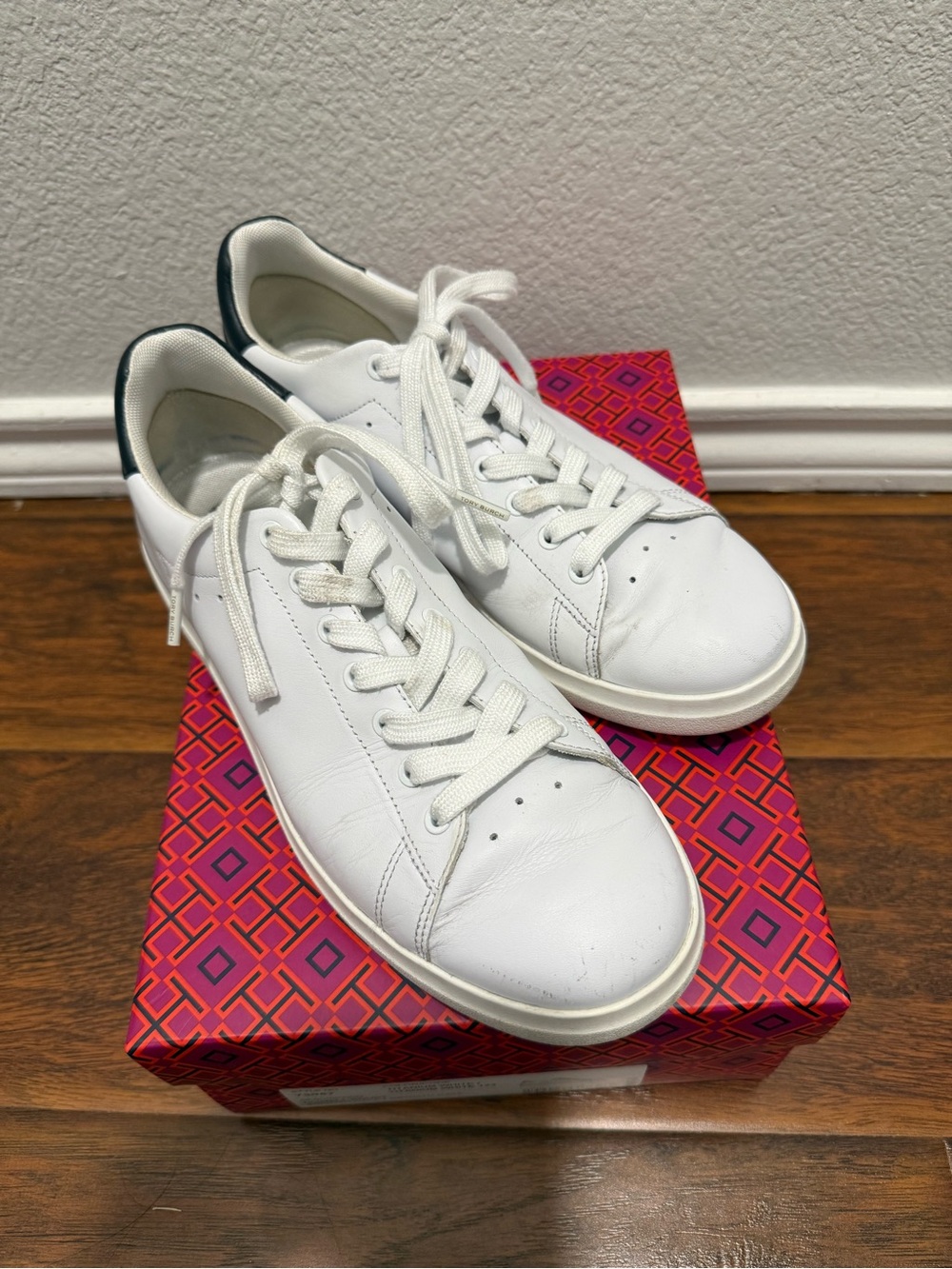 Tory Burch Howell court White Leather Sneakers